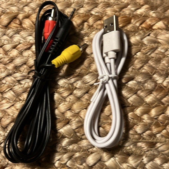 New in box G7 game box 666 games has gamepad color of game box is green - Picture 10 of 16